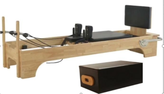 อุปกรณ์ออกกำลังกายพิลาทิส ISO9001 Wood Pilates Reformer OEM ODM